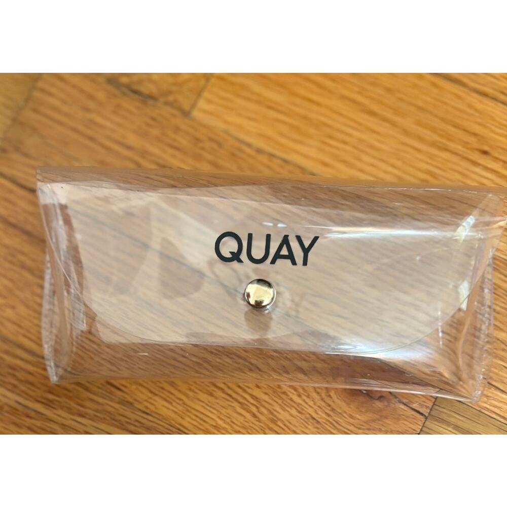 Quay Clear Glasses Holder